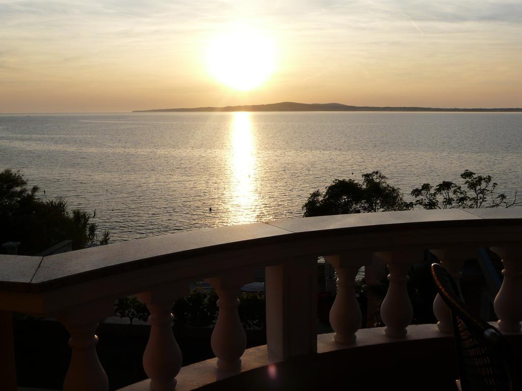 Apartment Valerija ปริฟลากา ภายนอก รูปภาพ